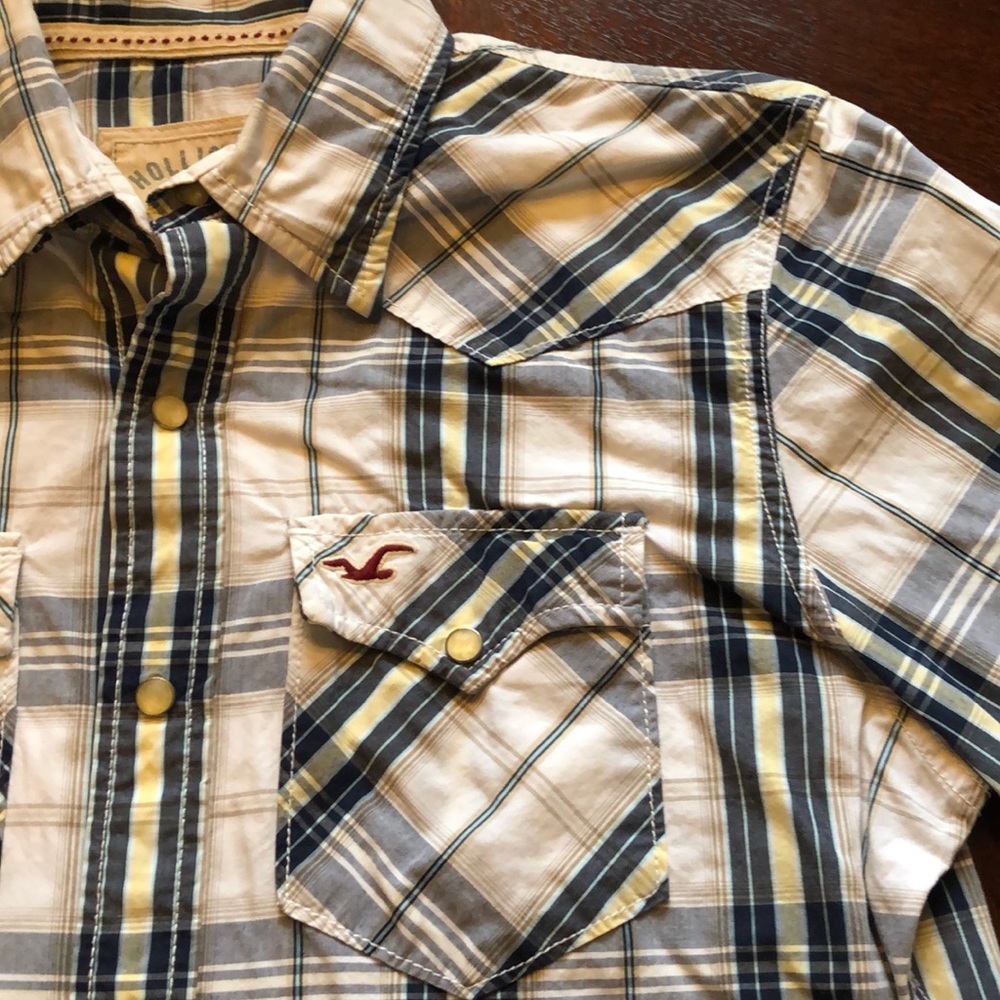 Hollister Snap Down - Picture 3 of 8